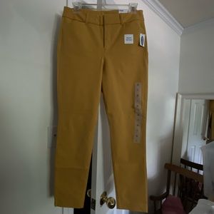 High-rise pixie cut, old navy trousers